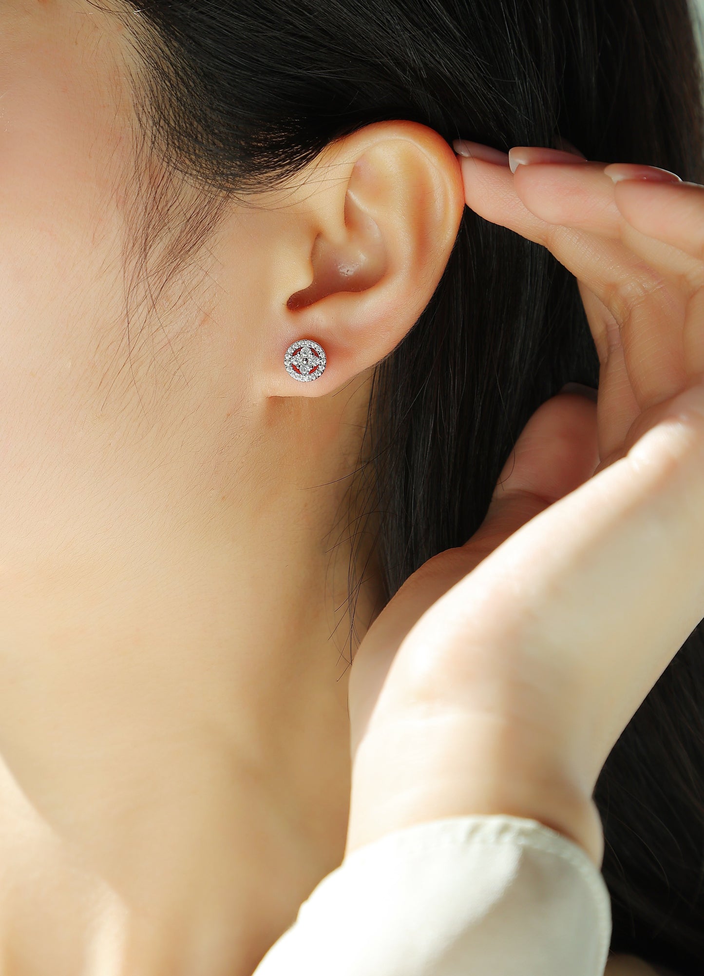 Silver Osmanthus - Fashionable And Luxurious Diamond Jewelry Earrings Set With Moissanite S925 Sterling Silver And Platinum-plated Stud Earrings